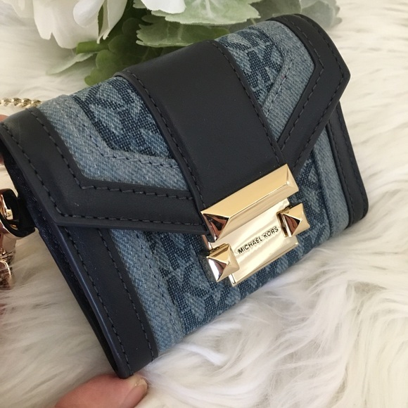 Michael Kors Whitney small coin carryall wallet - Picture 2 of 8